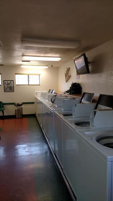 Pay Laundry Room
