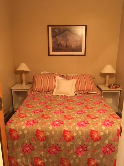 2 Bedrooms. One Double plus Bunkbeds (a double and a single)