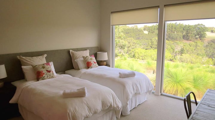 The king-single bedroom with valley views