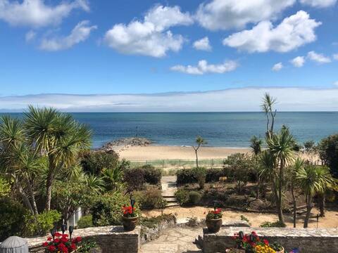 Stunning Sandbanks luxury beach front villa