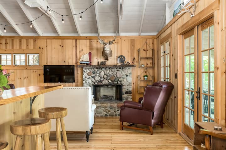 3 Cottages - Treetops, A Lakewood Lux Property - Saugatuck, MI