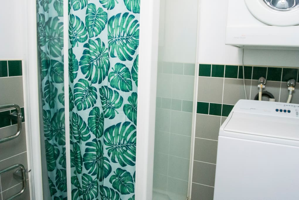 Shower and peak of laundry