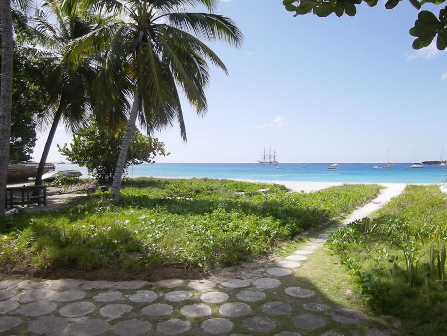 Direct garden path from The Brick House to the Beach