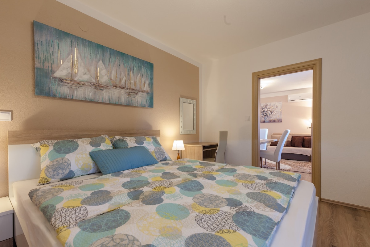 საძინებელი 1