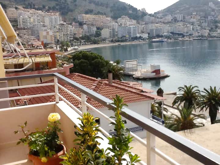 Seaside Apartment in Saranda Condominiums for Rent in Sarandë