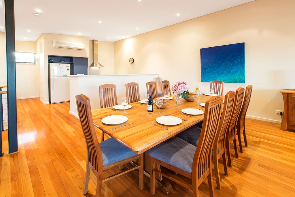 Dining & Kitchen