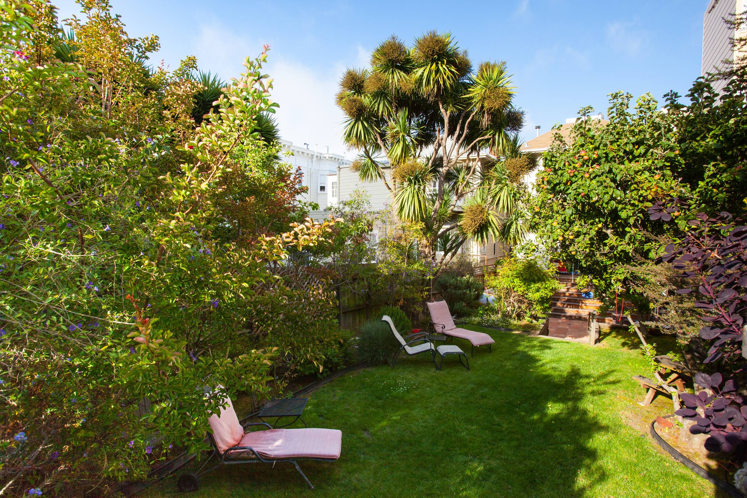 Home in San Francisco · ★4.55 · 3 bedrooms · 3 beds · 2.5 baths - Image 38