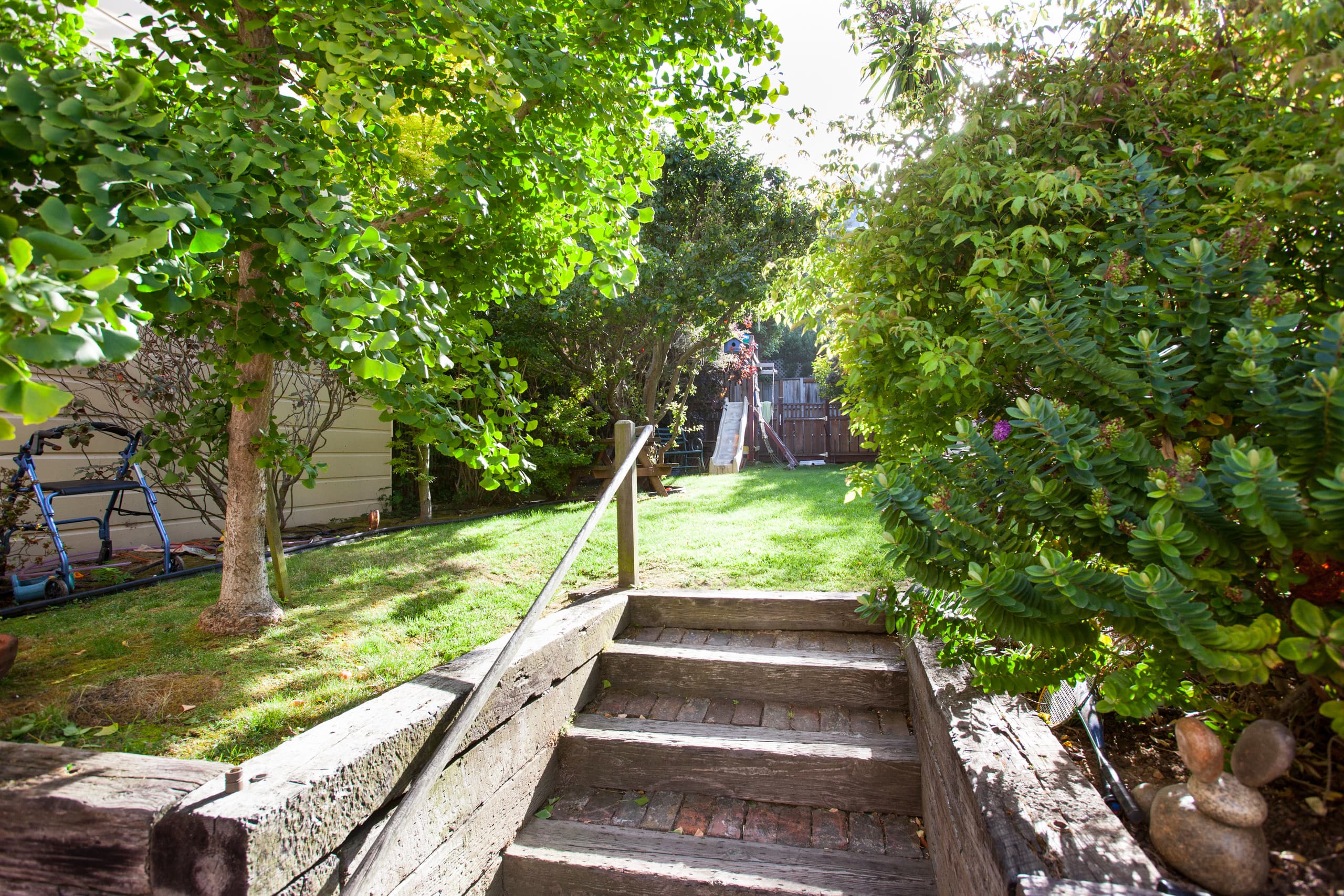 Home in San Francisco · ★4.55 · 3 bedrooms · 3 beds · 2.5 baths - Image 39