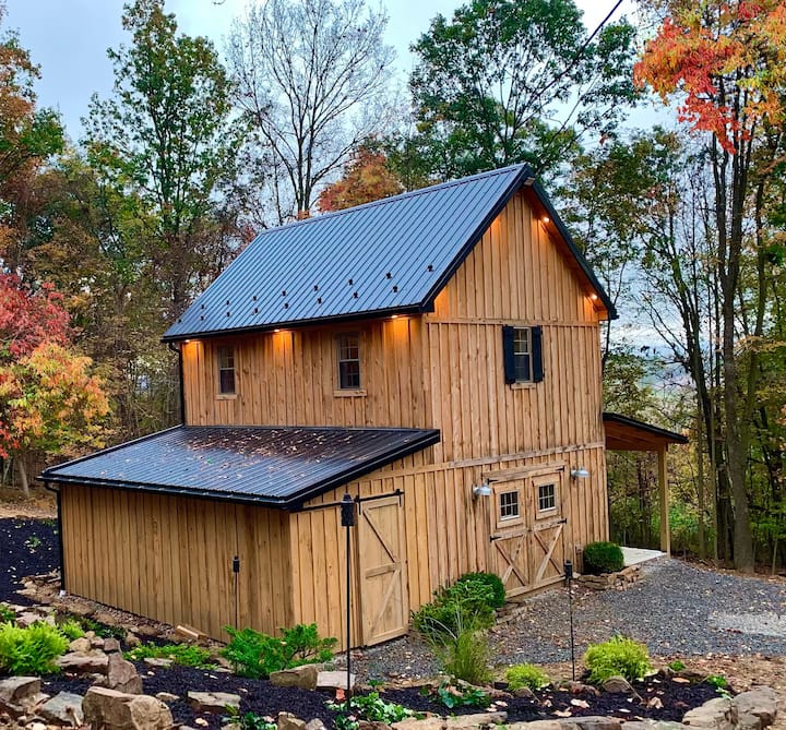 Barn On Routh Ridge Secluded barn on the ridge - Barns for Rent in Mifflintown ...