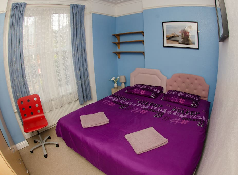 We can set the room up with single or double beds