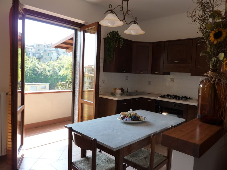 cucina con terrazza