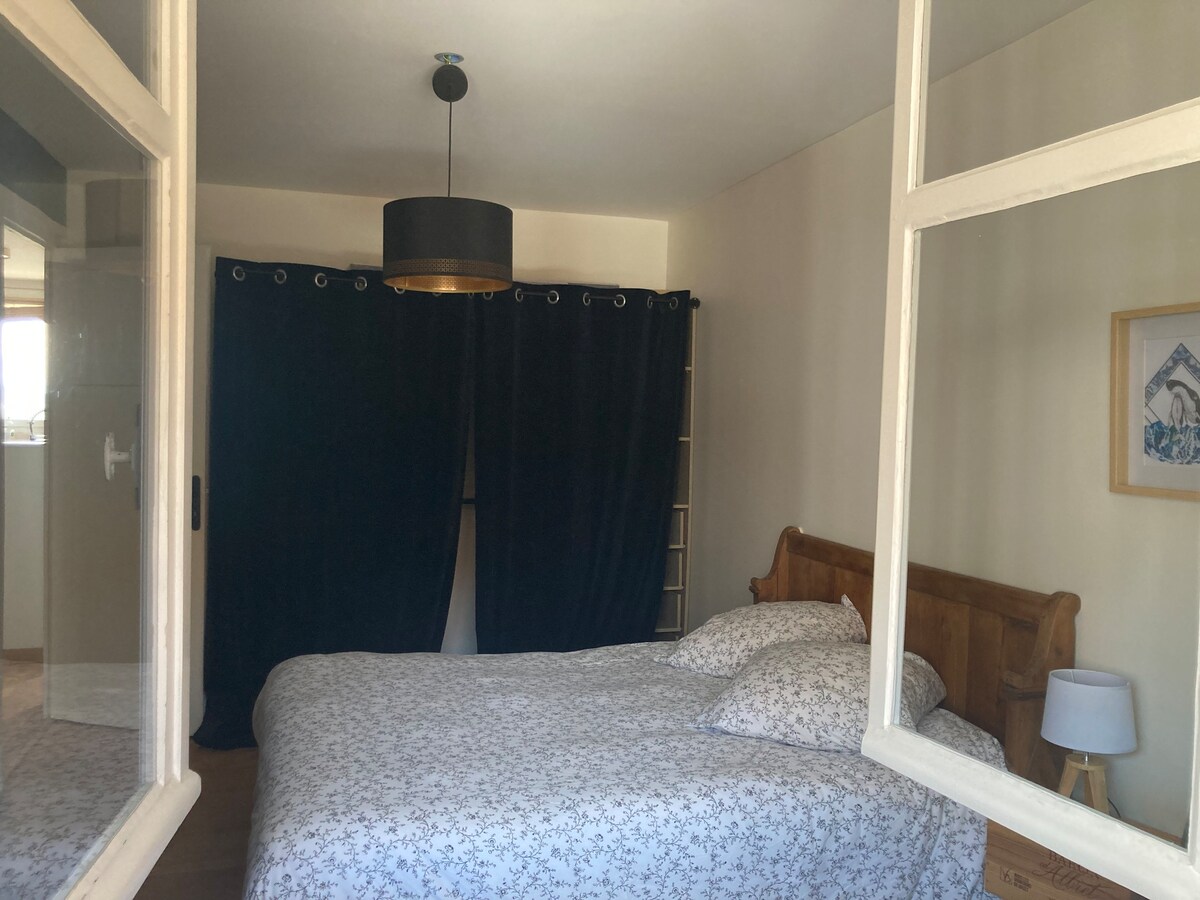 غرفة النوم 1