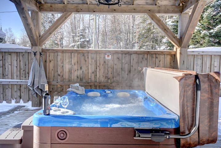 La Vallee Sur Le Golf Avec Jacuzzi Prive Maisons De Ville A La Vallee Sur Le Golf Avec Jacuzzi Prive Maisons De Ville A
