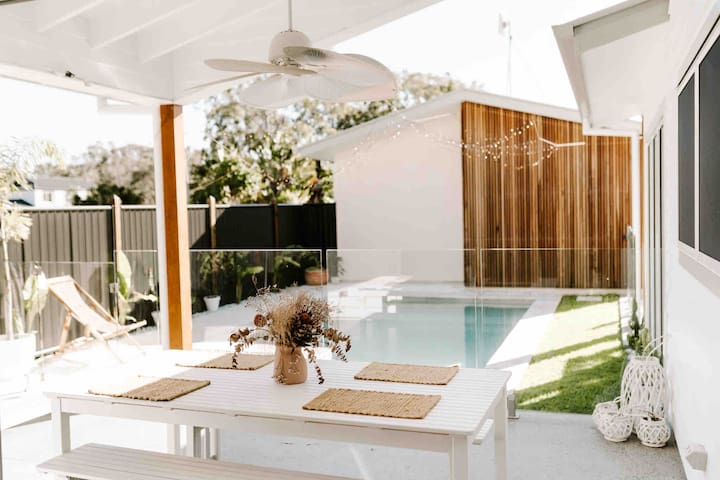 ‘Caba Riad’ Whole House w/ pool & creek access