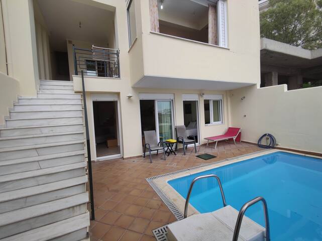 Pool & View Athens Villa 2 floors/145 m2