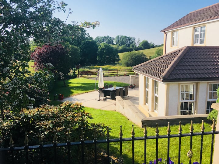 Crom Road Country House SelfCater shared Houses for Rent in