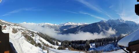Duplex 10 people/ski-in/beautiful view/pool