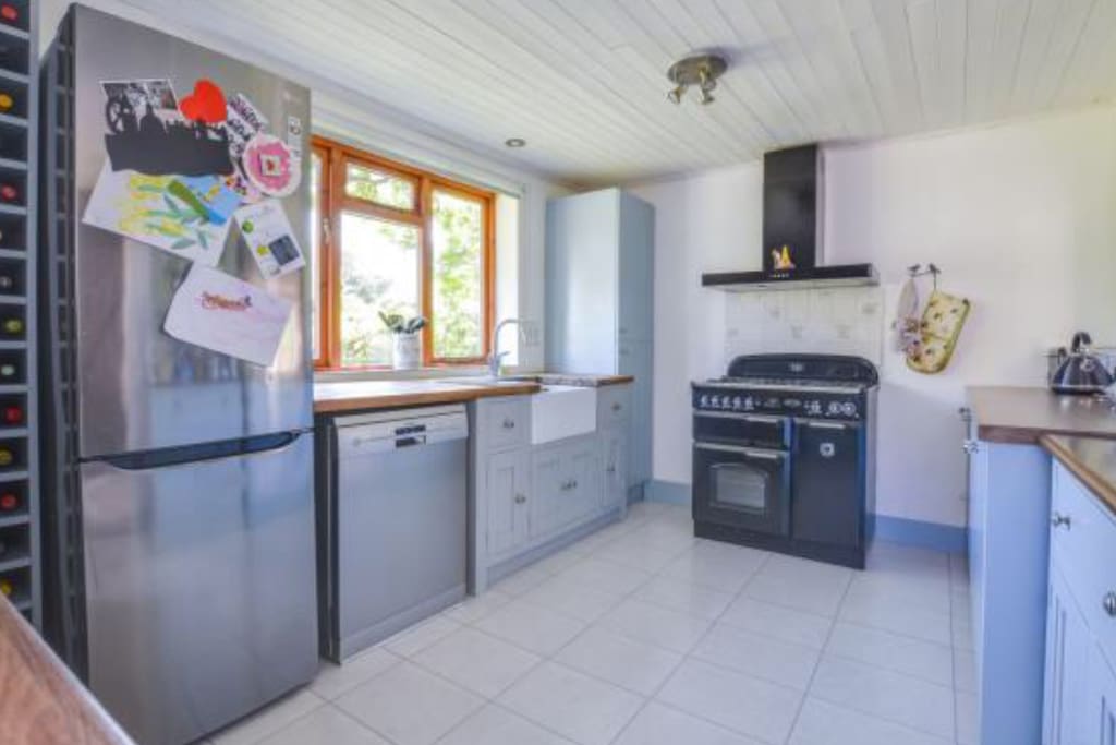 Country kitchen with Rangemaster