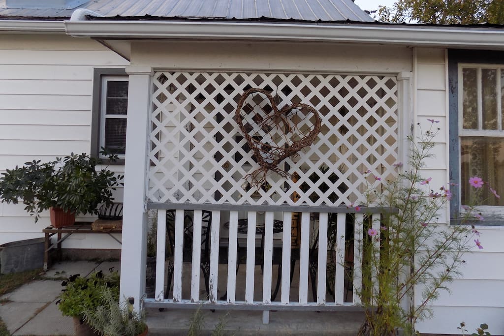 The screen protecting the front entrance.