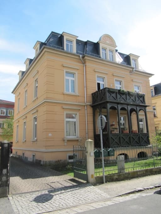 Unsere Wohnung im zweiten Stock in Elbnähe