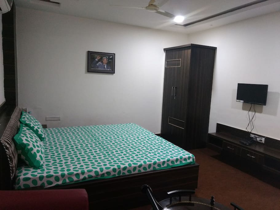 Bedroom 1, Third View