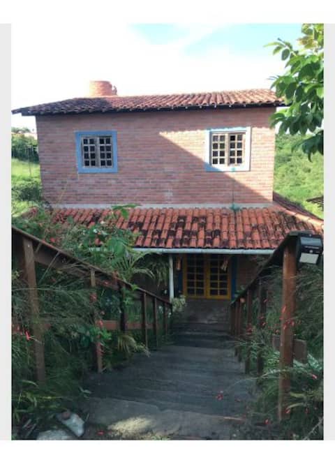 Casa do Lago Serra Negra, Bezerros
