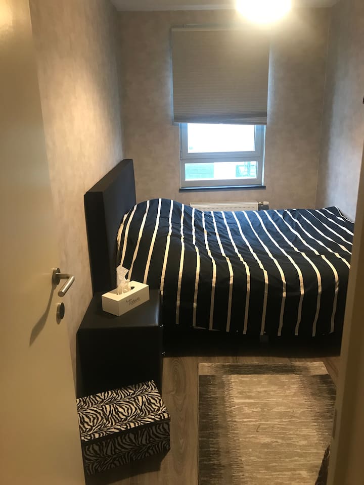 Втора спална соба со двоен кревет / втора спална соба со двоен кревет