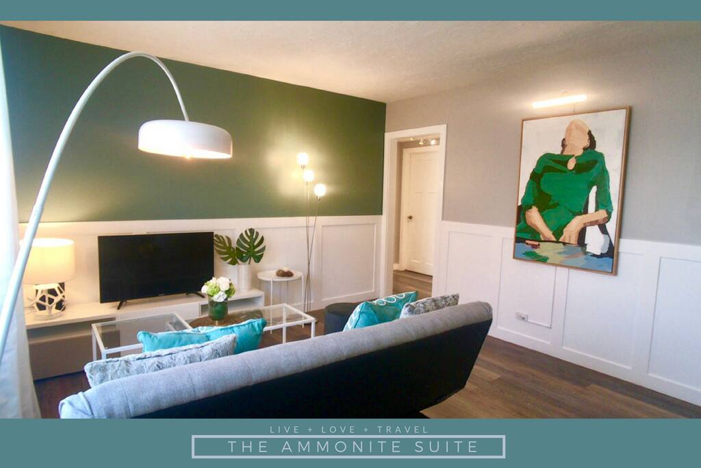 Dray
"Very clean, cute and well decorated place! Would be perfect for a small family."