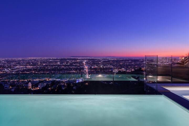 Tomoko Home – Hollywood Hills – Los Angeles gallery image 3