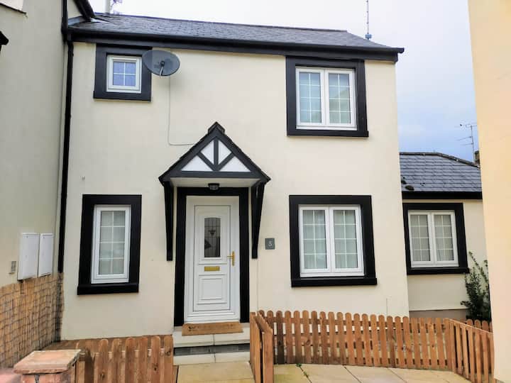 Penrith Cosy house with offstreet parking Houses for Rent in