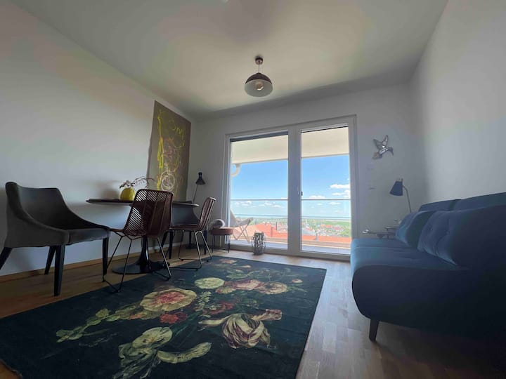 Cozy Lake view flat & Balcony in Mörbisch am See