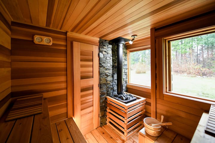 Home in Courtenay · ★4.57 · 2 bedrooms · 4 beds · 2 baths