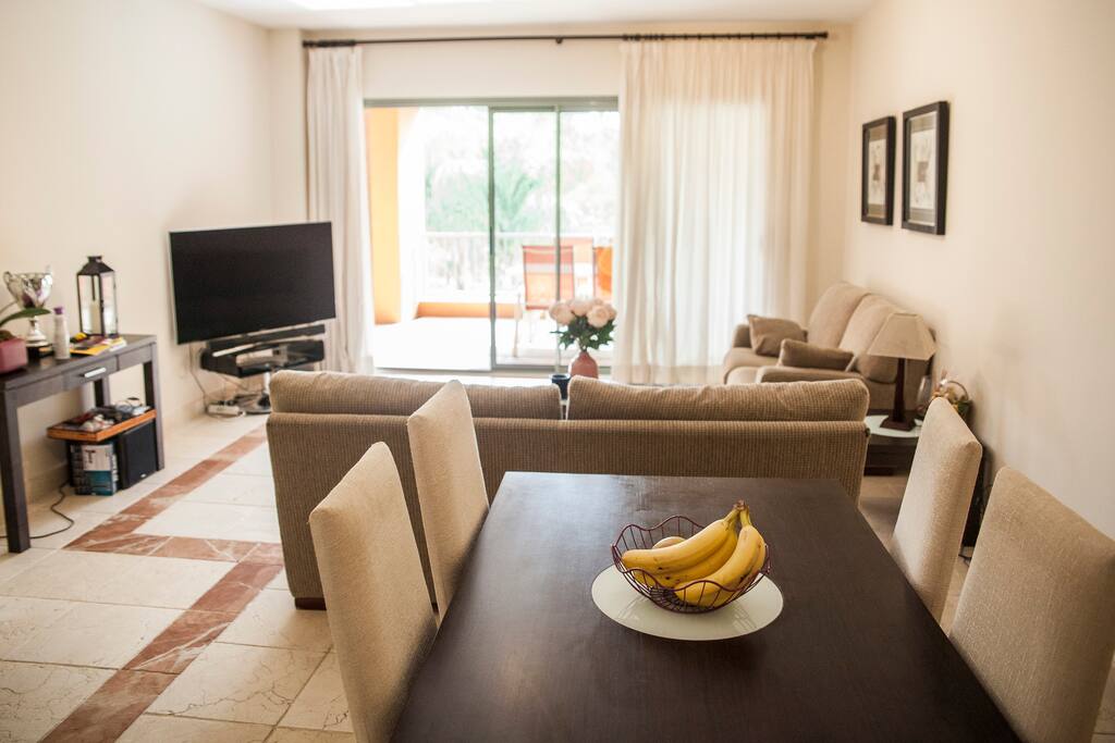 Spacious living room