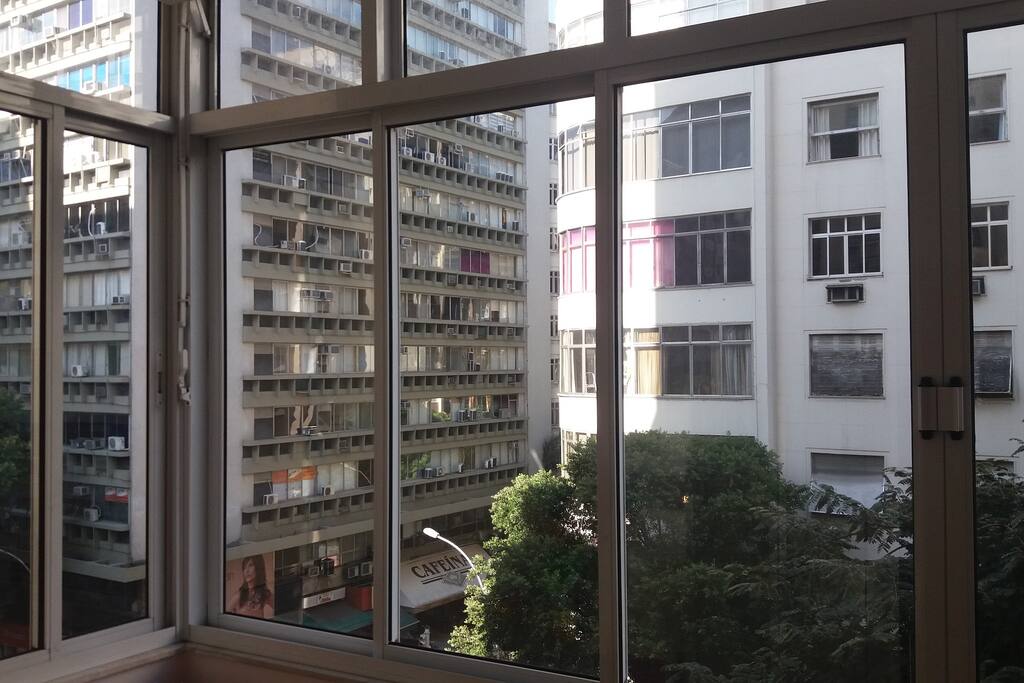 Apartamento - janela da frente