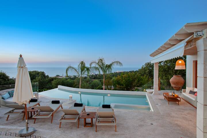 Lush Retreat with Sea Views, Near Beach gallery image 3