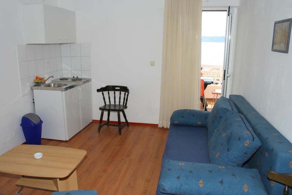 Living room, Surface: 11 m²
