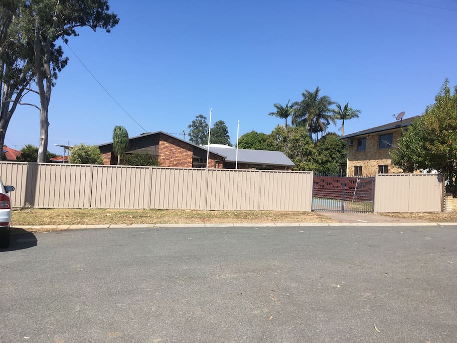 House- Private, Fenced and Gated