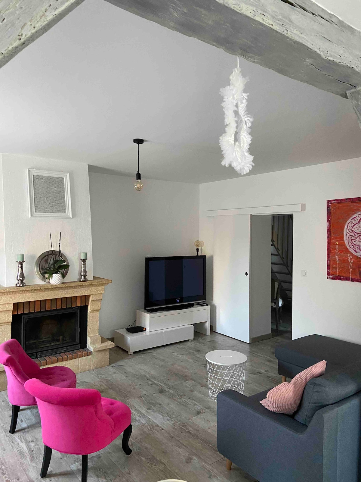 Airbnb performant: House in Chatellerault (20 min from Futuroscope). à Châtellerault