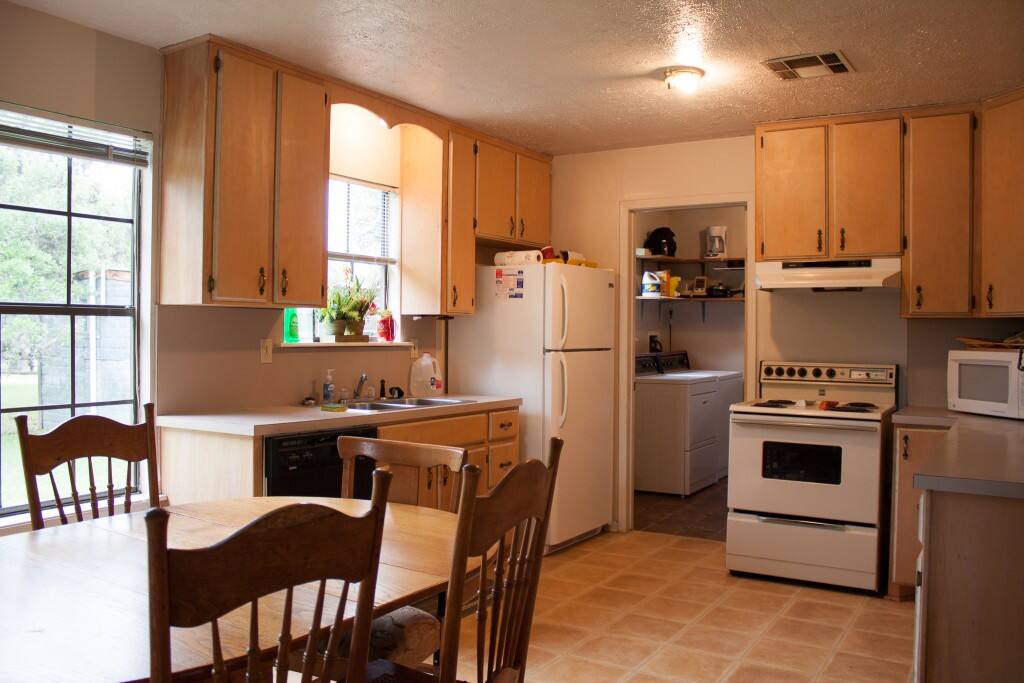 dining/kitchen