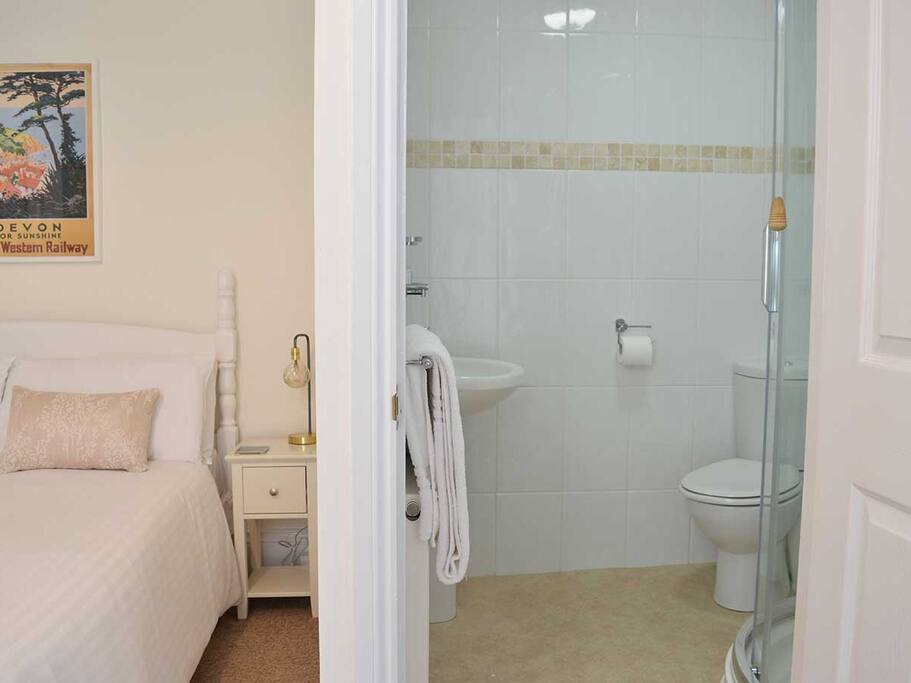 East Lyn House, Bedroom Four Bathroom