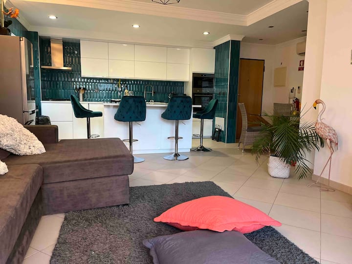 Sunny Tavira Apt|pool Access & South Terrace 4pax - Tavira
