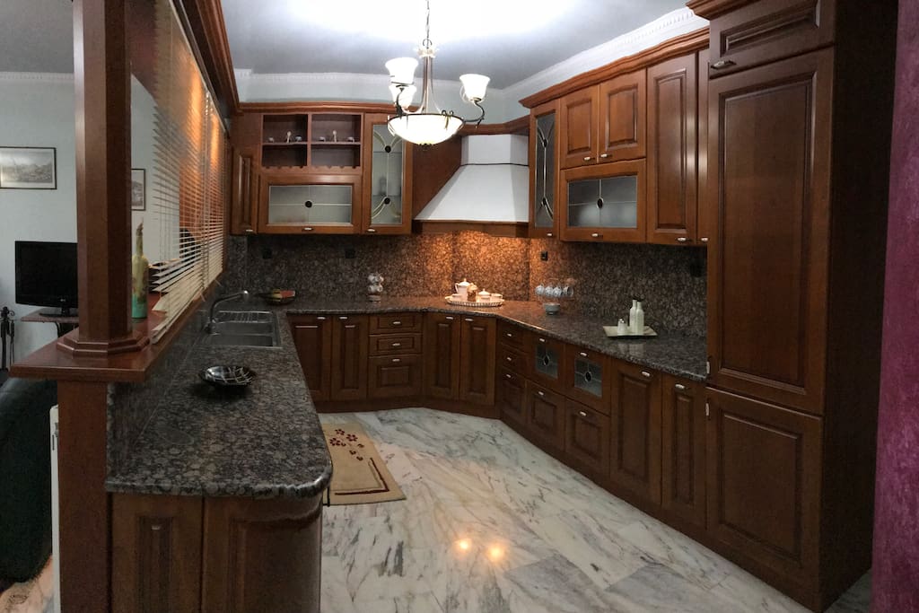 Kitchen with Granite