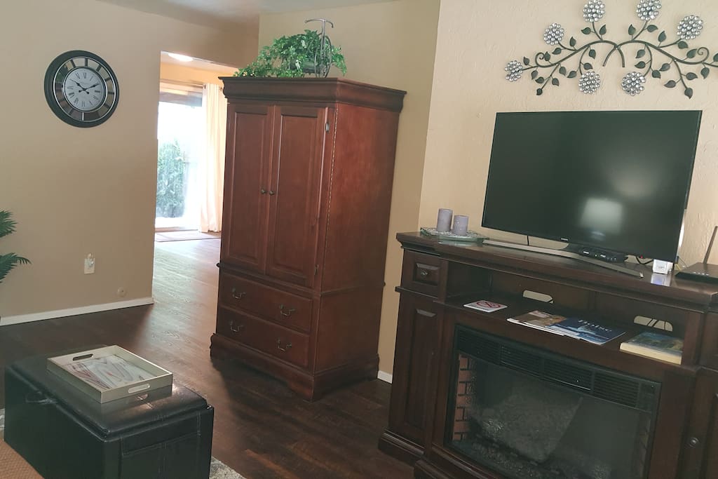 living room (new flooring throughout home)