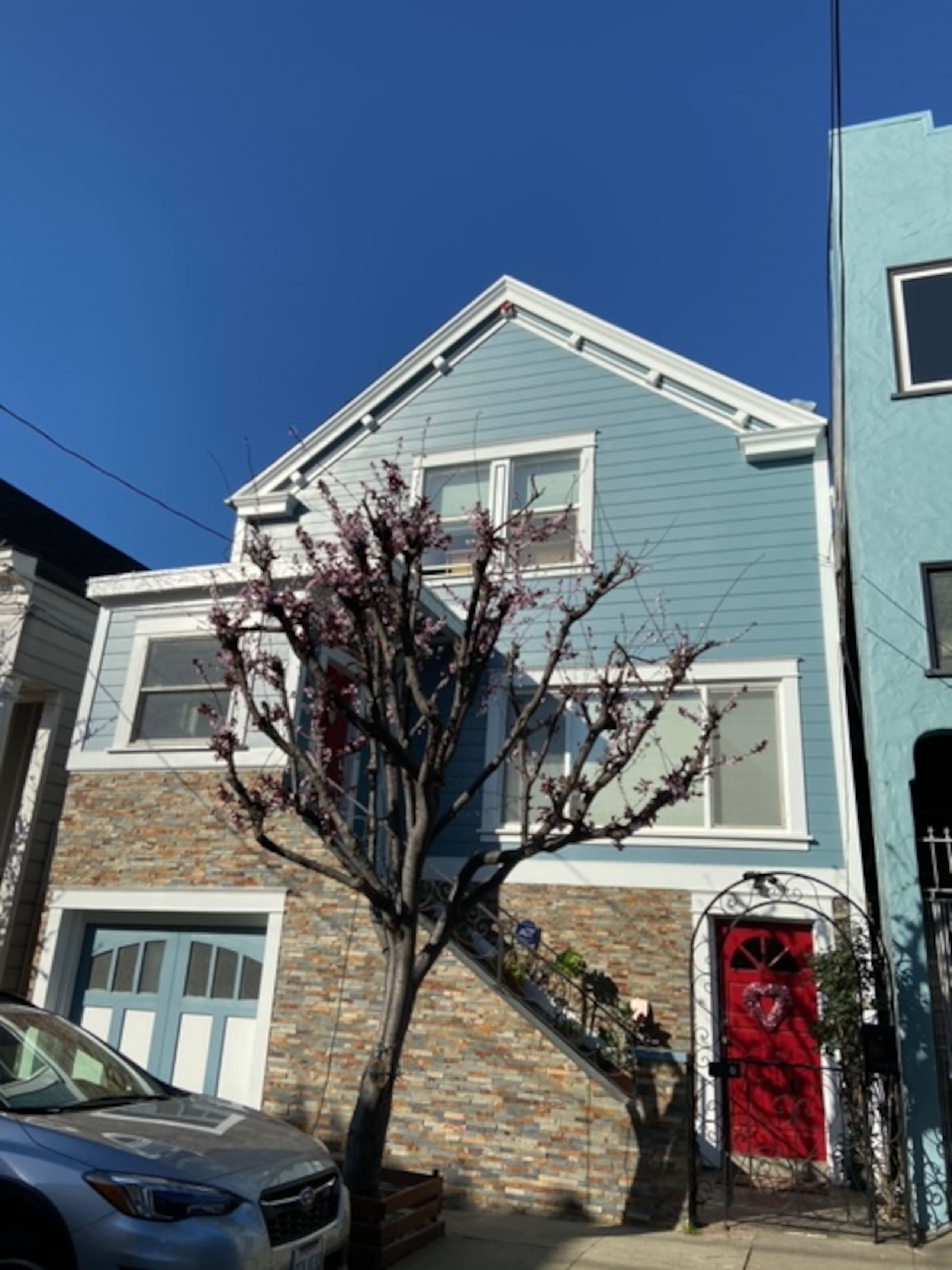 Home in San Francisco · ★4.91 · 4 bedrooms · 5 beds · 2.5 baths - Image 15