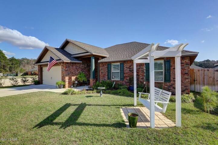 Convenient Location In New Subdivision (Room 1)