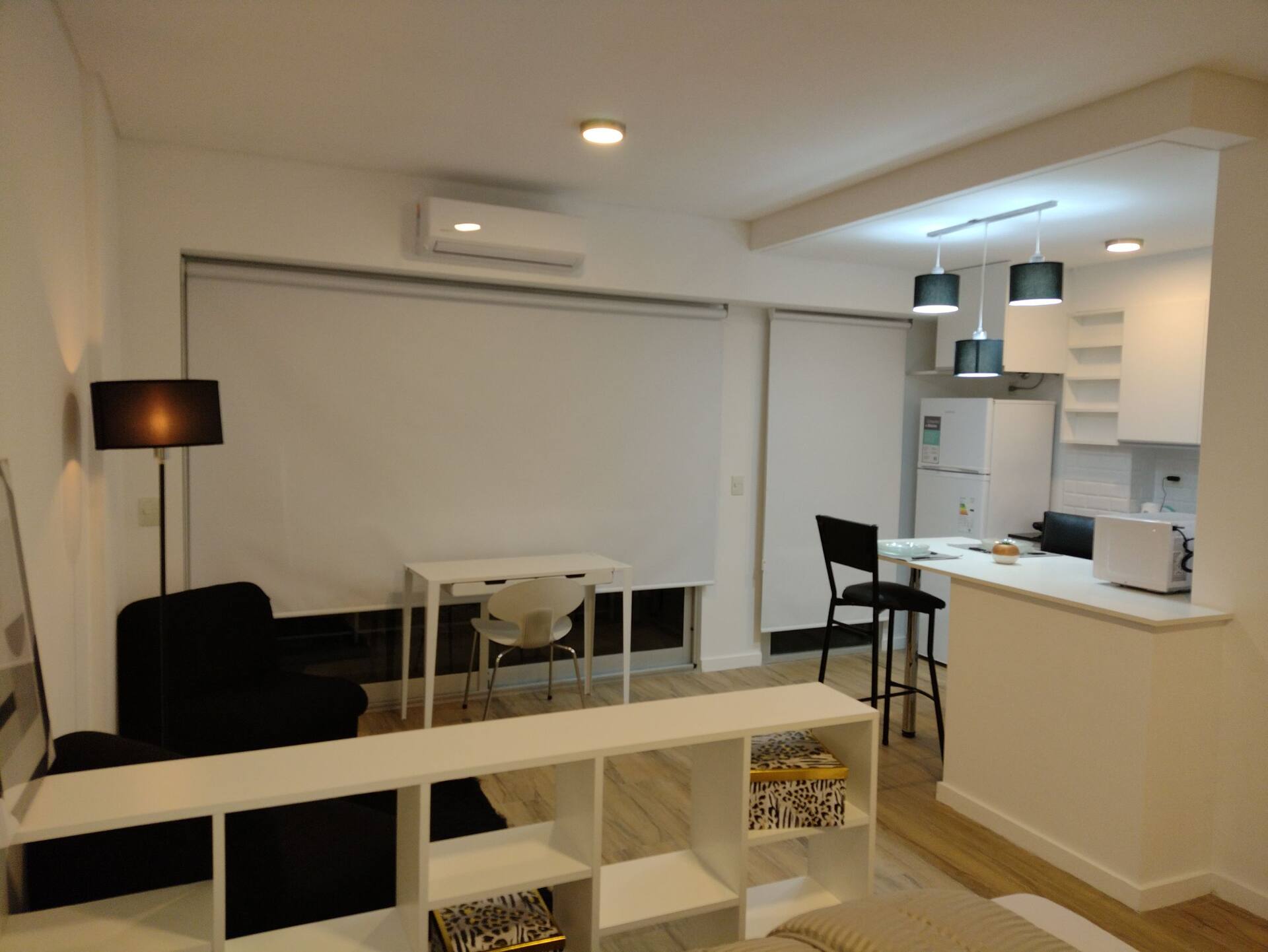Bright studio with AC