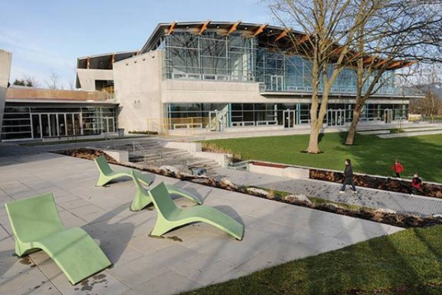 Trout Lake Urban Coach House Guesthouses for Rent in Vancouver