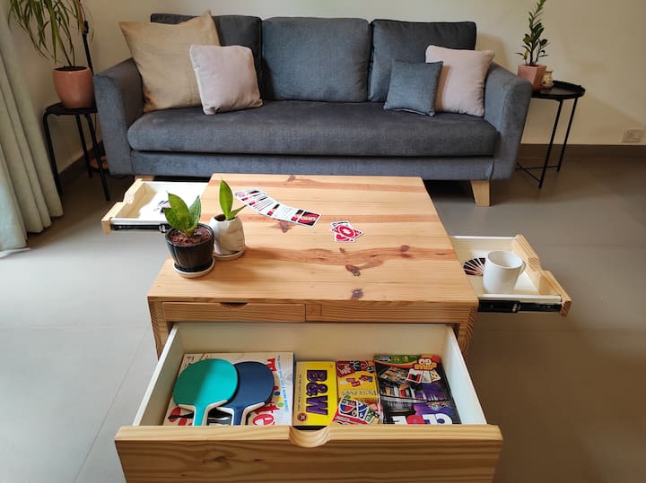 Game table