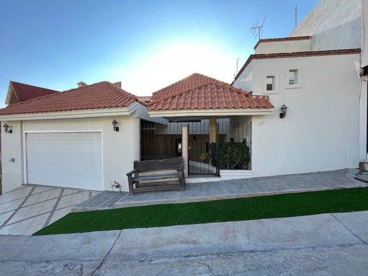 House 2 minutes from Plaza Mayor Houses for Rent in León, Guanajuato