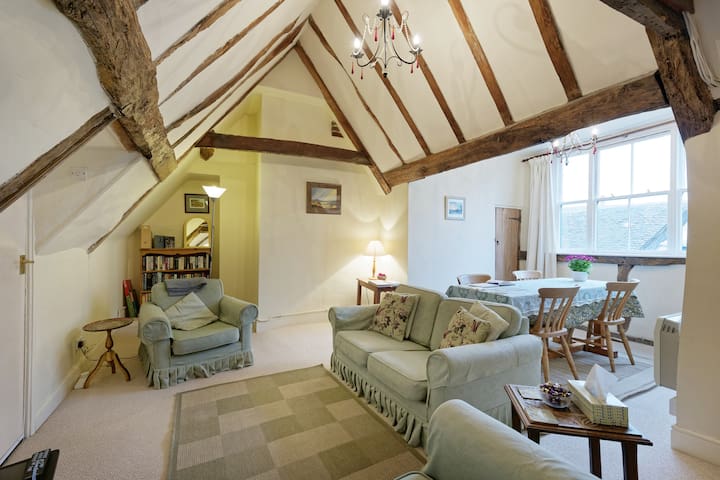 Airbnb Canterbury Holiday Rentals Places To Stay